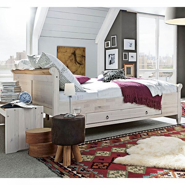 Фото пример кровать широкая с ящиками скандинавский стиль для элитного загородного дома или современной квартиры коллекций Мальта М-180 с ящиками из массива сосны цвета антик, белый воск, колониал и серый с доставкой Фото пример кровать широкая с ящиками скандинавский стиль коллекций Мальта М-180 с ящиками из натурального дерева массива сосны цвета антик, белый воск, колониал и серый с доставкой