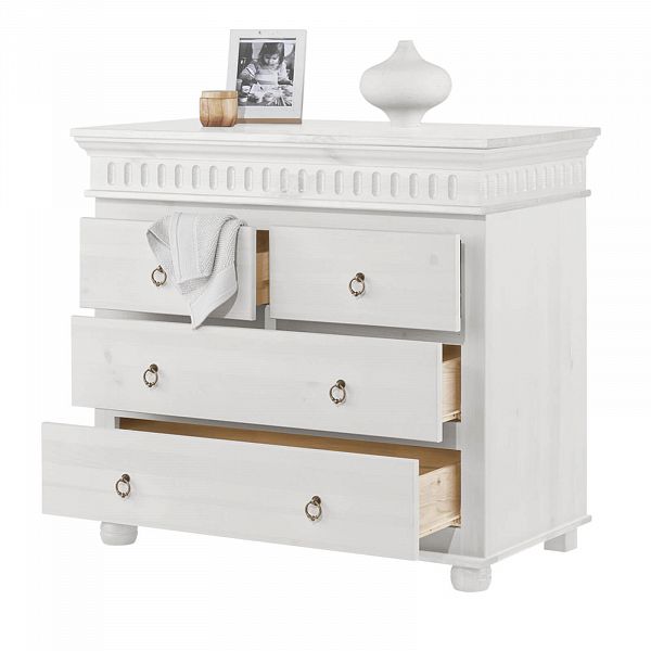 Изображение пример комод на ножках из натурального дерева массива сосны скандинавский стиль классика коллекции Хельсинки Фото пример комод на ножках скандинавский стиль классика коллекции Хельсинки от интернет-магазина СиВер с доставкой