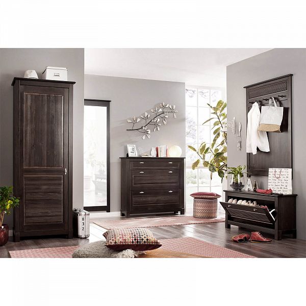 Изображение Фото зеркало в деревянной раме коллекции Рауна в коридор, прихожую или гостиную из массива сосны размеры 100х88х5 цвет темный колониал