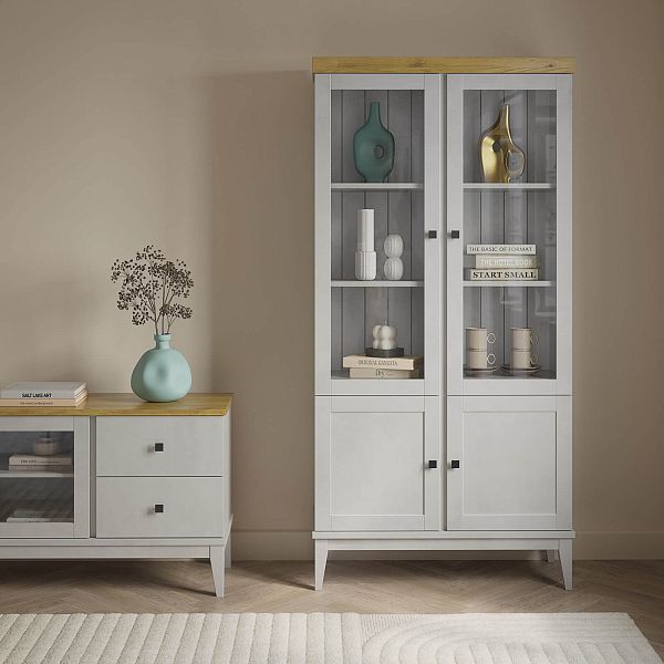 Фото шкаф для посуды из массива сосны в гостиную в стиле кантри коллекция «Бон Вояж» цвет белый лак-антик 24, серый 7042-антик 24, дерево размеры 1007х2035х401 в интернет-магазине СиВер