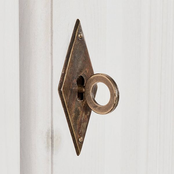 Изображение белорусский шкаф из массива сосны для двоих с зеркалом во весь рост коллекция Хельсинки 5SPGT-M с 5 секциями - скандинавский стиль и качество белорусское производство ММЦ