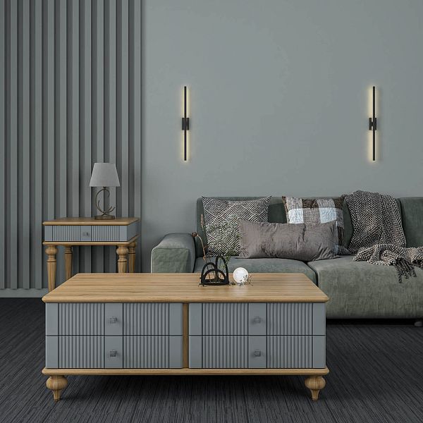 Фото столик журнальный на ножках, из массива сосны и МДФ с четырьмя ящиками в гостиную в стиле кантри коллекция "Рандеву" цвет белый лак-антик 24, серый 7042-антик 24, дерево, размеры 1241х463х682 в интернет-магазине СиВер