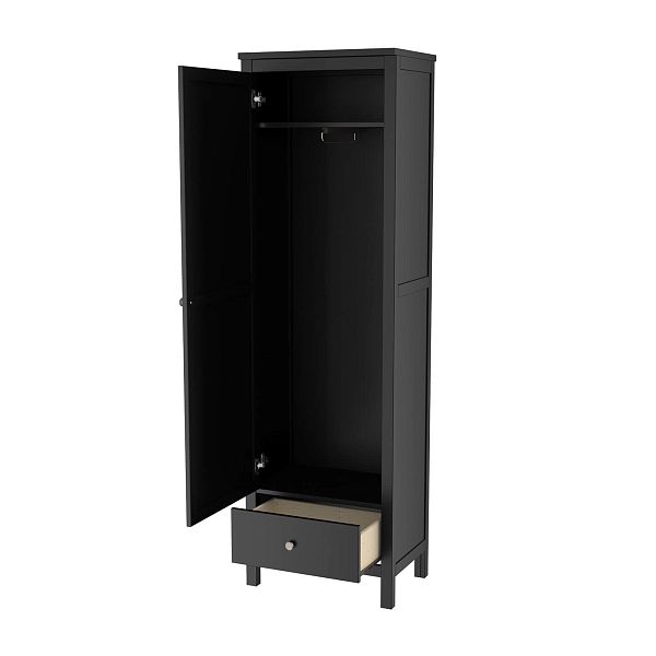 Фото пример в интерьере для лофта, небольшой маленькой квартиры или просторного загородного дома Шкаф "Кантри" 681 x 1972 x 414 из массива сосны в цвете белый лак, блэк, купить в интернет-магазине мебели. Производство - Минский мебельный центр в Белоруссии