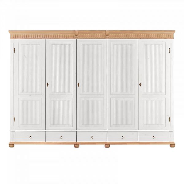 Фото пример скандинавский стиль классика мебели шкаф для одежды и головных уборов из массива сосны коллекции Хельсинки 5GT-M