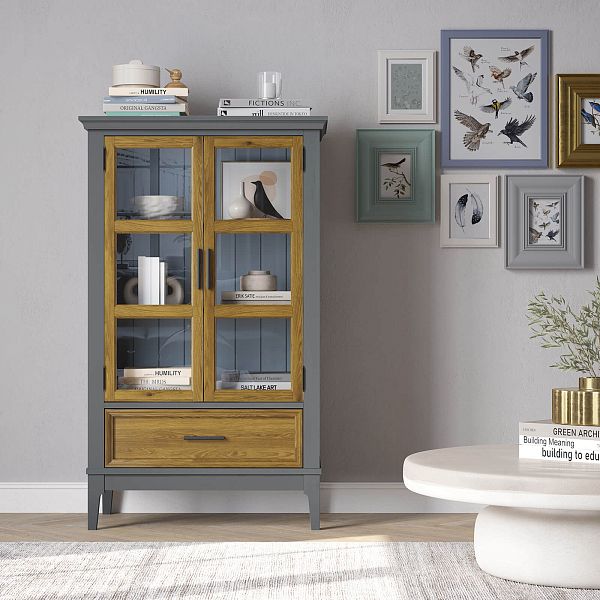 Фото шкаф для посуды из массива сосны в гостиную в стиле кантри коллекция «Квадро-С» цвет белый лак, белый лак-антик 24, серый 7042-антик 24, дерево размеры 757х1272х420 в интернет-магазине СиВер