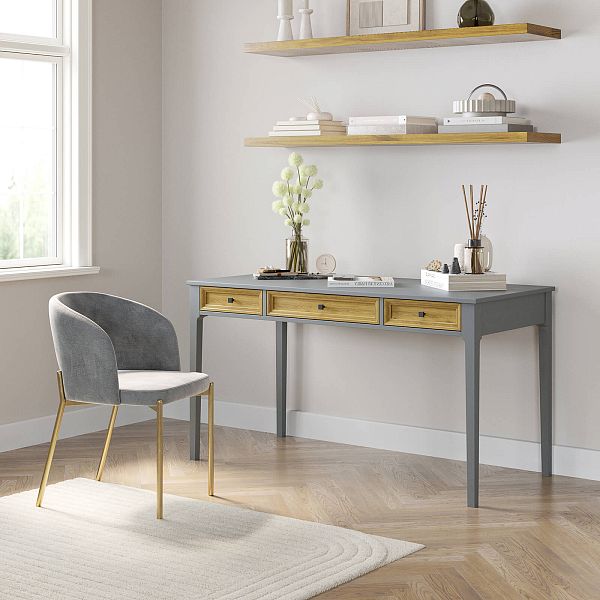 Изображение рабочий стол письменный в детскую или кабинет в стиле лофт или скандинавском стиле классика коллекции "Квадро-С" 03 размеры 1388х760х660 мм (цвет белый лак, белый лак/антик 24, серый 7042, серый 7042/антик 24) для ребенка или подростка