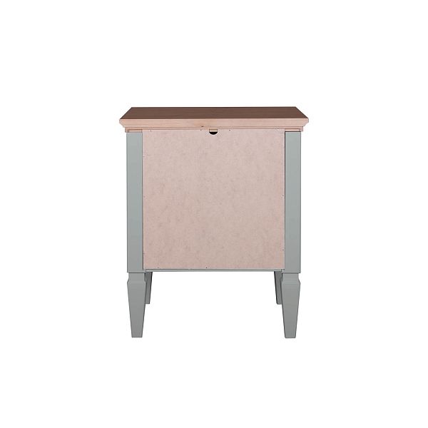 Фото прикроватная тумба в спальню из массива сосны "Ольса" 03 538x646x400, с тремя ящиками, серый 7042/антик 24 в стиле кантри в интернет-магазине СиВер